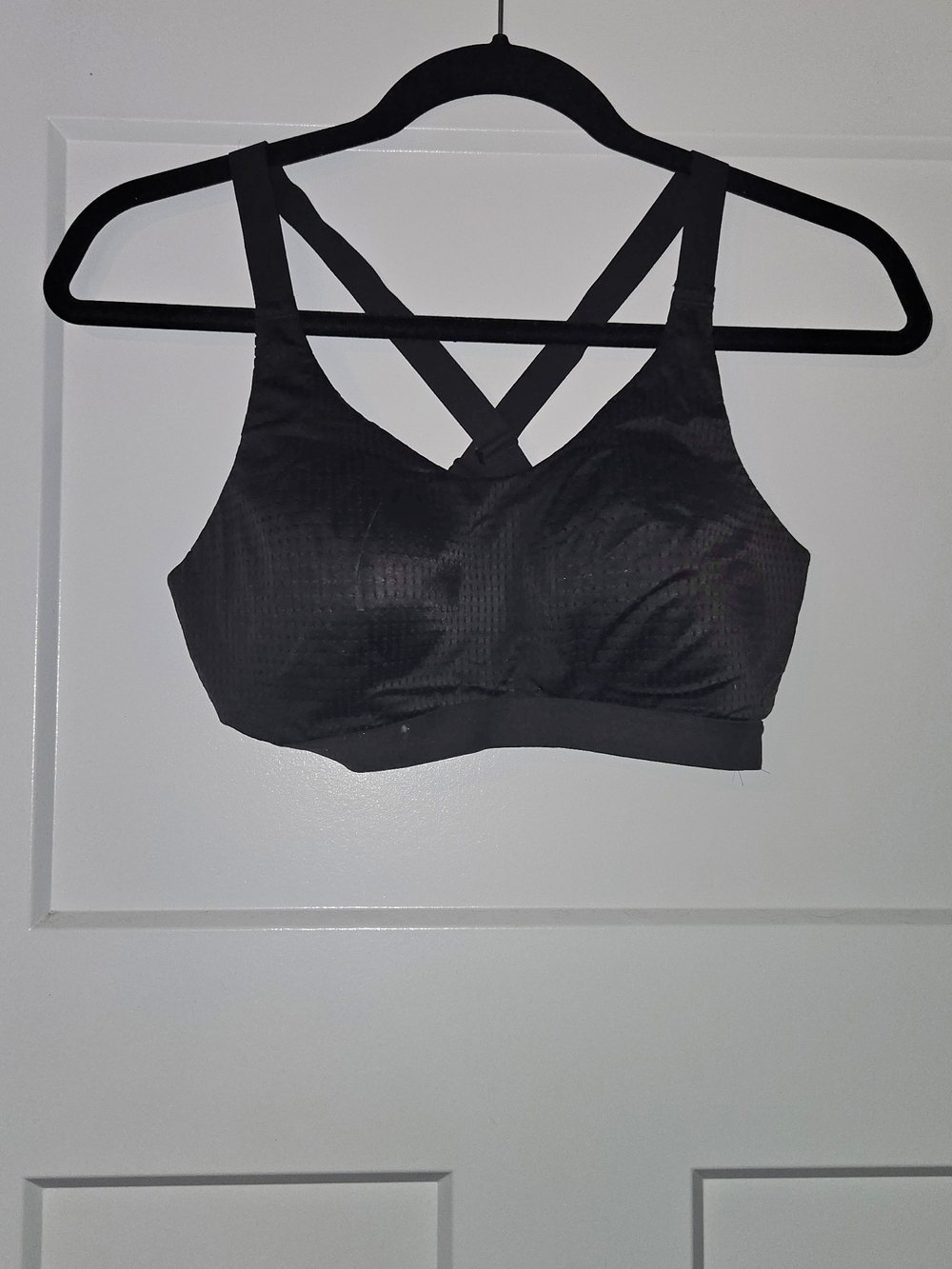 Victoria's Secret Black Strappy Cross-Back Sports Bra